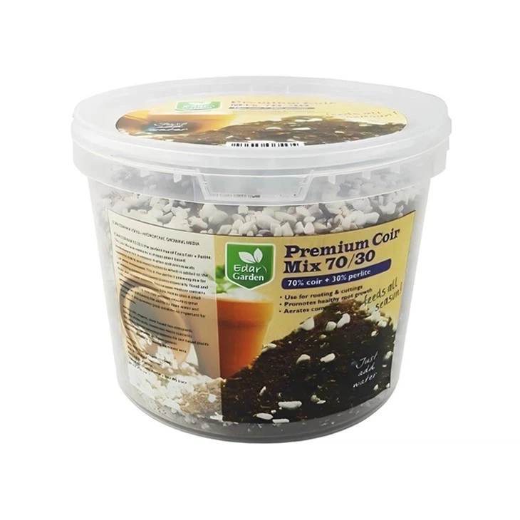 Premium Coir Mix 70/30 for gardening with coco coir and perlite in plastic tub Premium Coir Mix 70/30 for gardening with coco coir and perlite in plastic tub